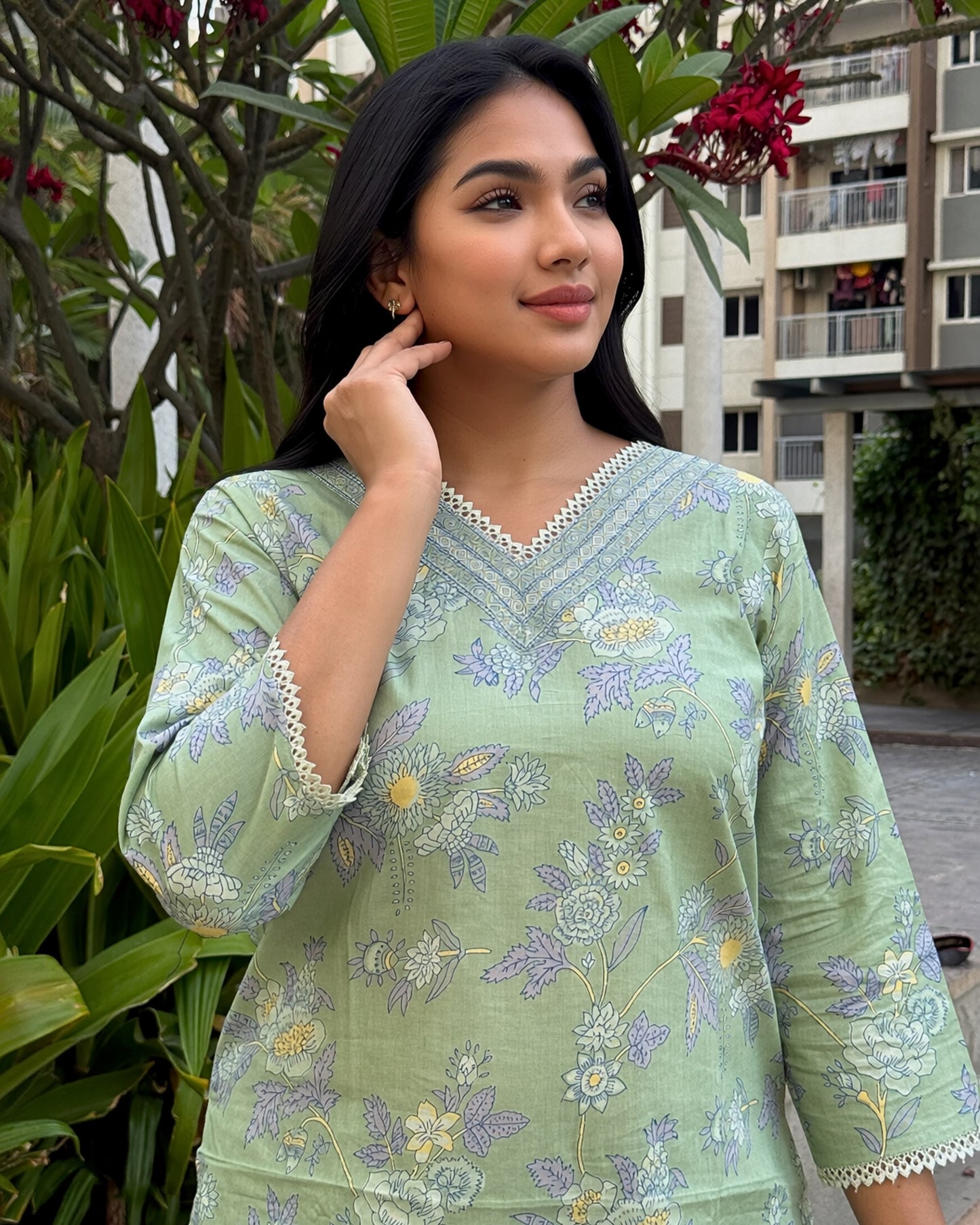 Vanya Bloom Set