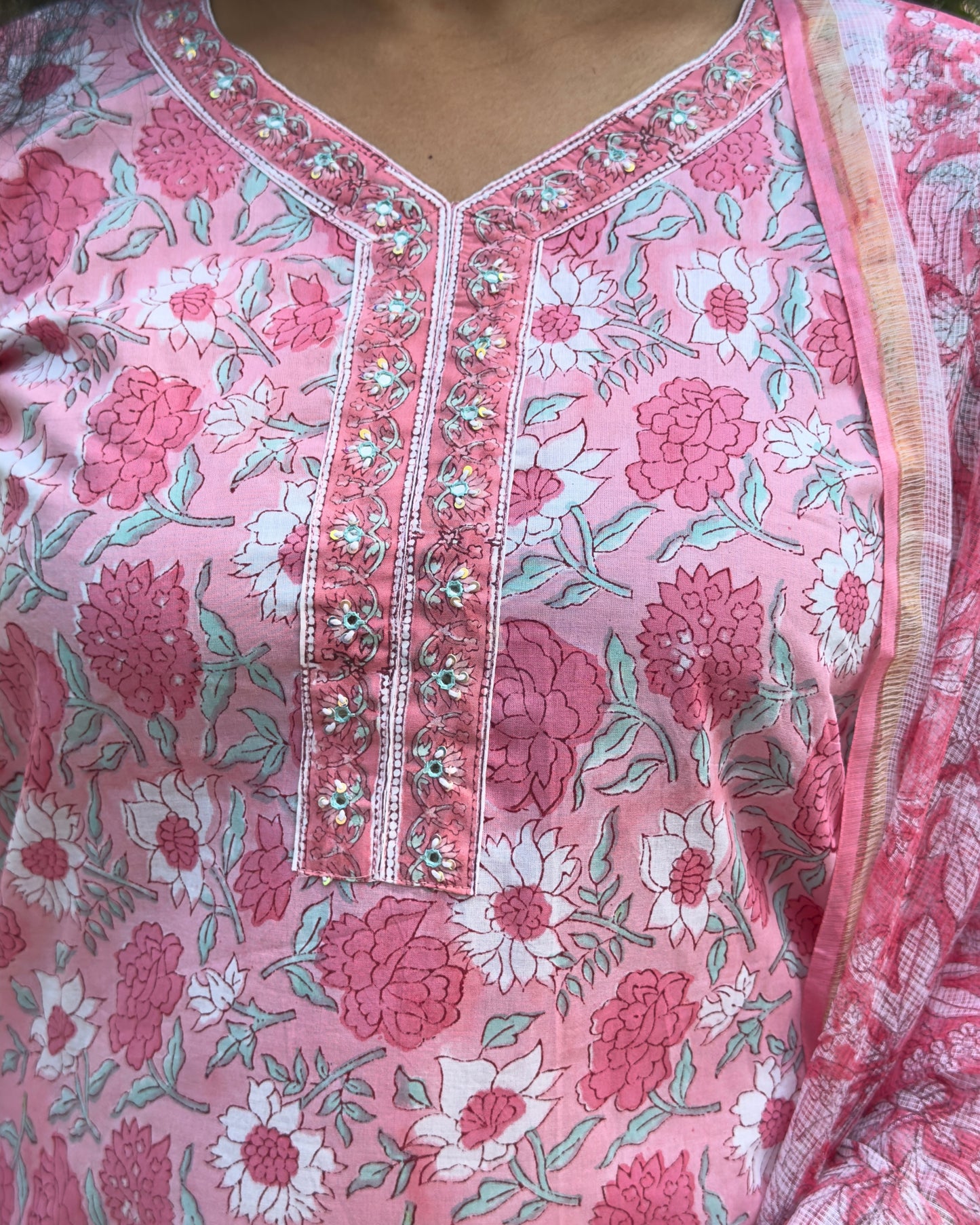 Roja Bloom Set