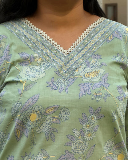 Vanya Bloom Set